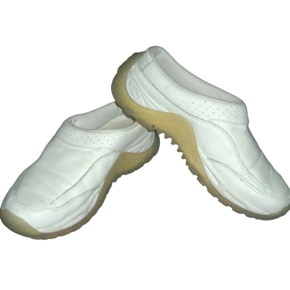 L.A. Gear Shoes - Vintage 90's L.A. Gear Shoes Slides Mules Retro White Logo Streetwear ALT egirl